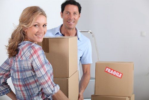 Vacating a storage unit and removing remaining goods
